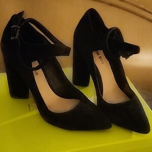 Gianni Bini Black Suede Heels